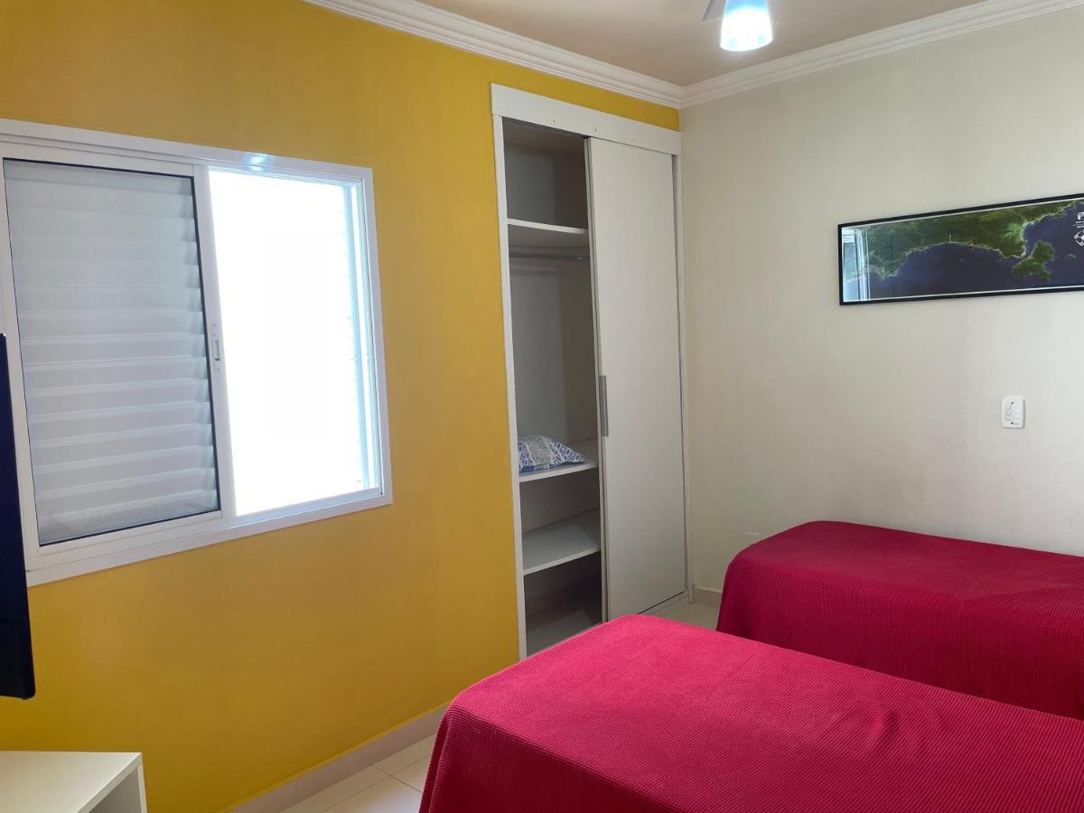 Apartamento Ubatuba Toninhas Lägenhet Exteriör bild